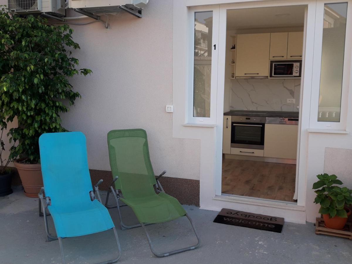Apartments Gracia & Toni トロギール エクステリア 写真