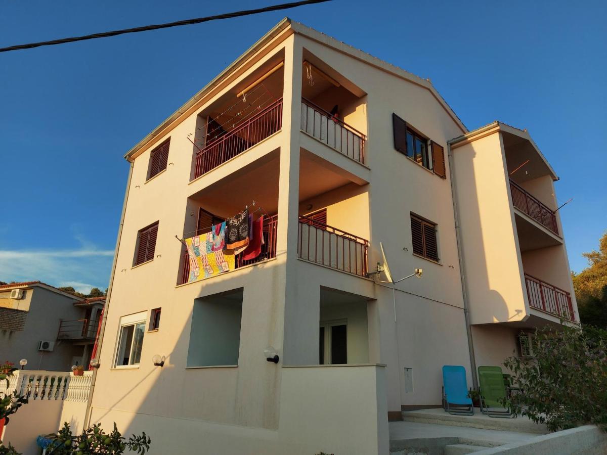 Apartments Gracia & Toni トロギール エクステリア 写真
