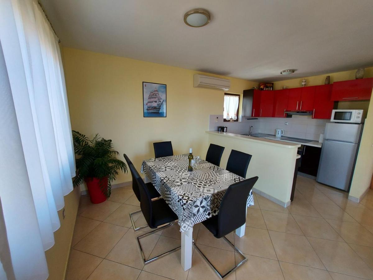 Apartments Gracia & Toni トロギール エクステリア 写真