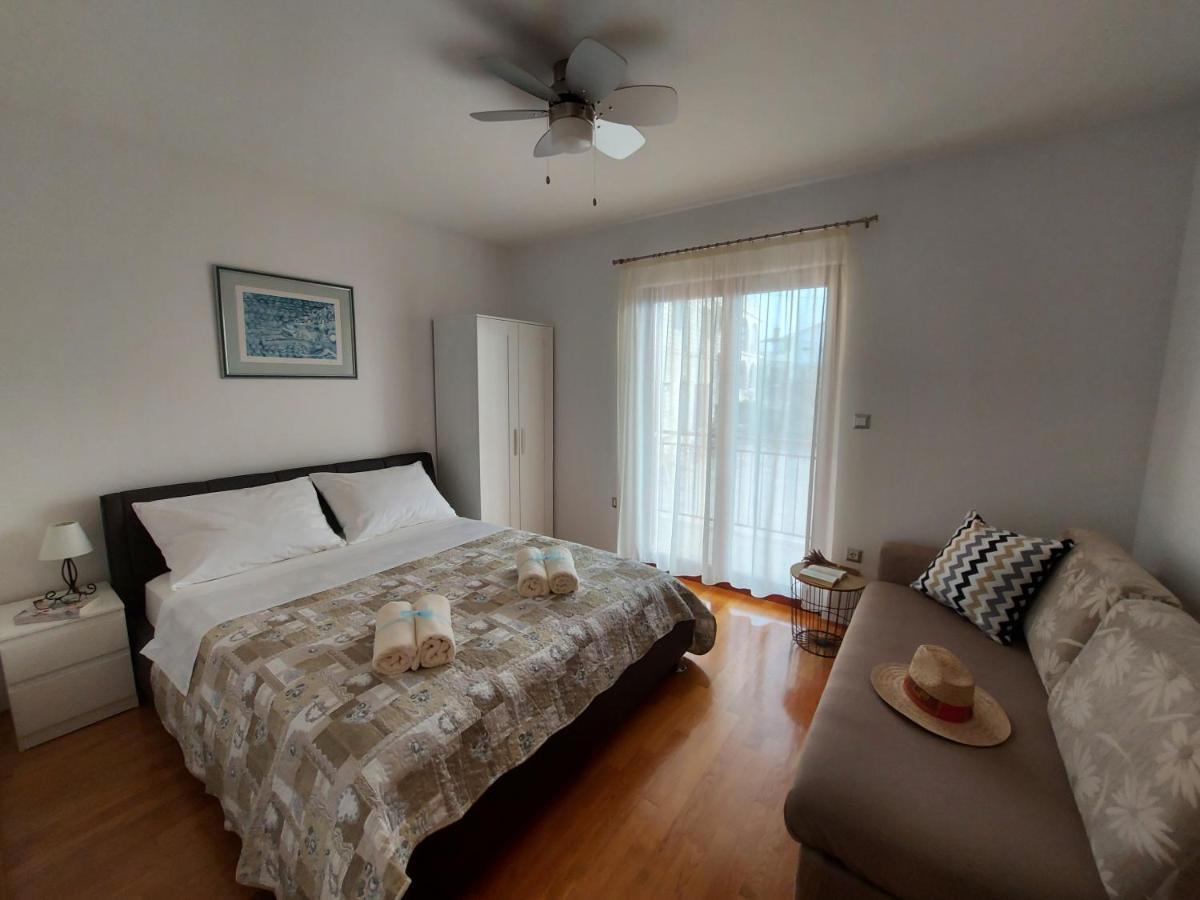 Apartments Gracia & Toni トロギール エクステリア 写真