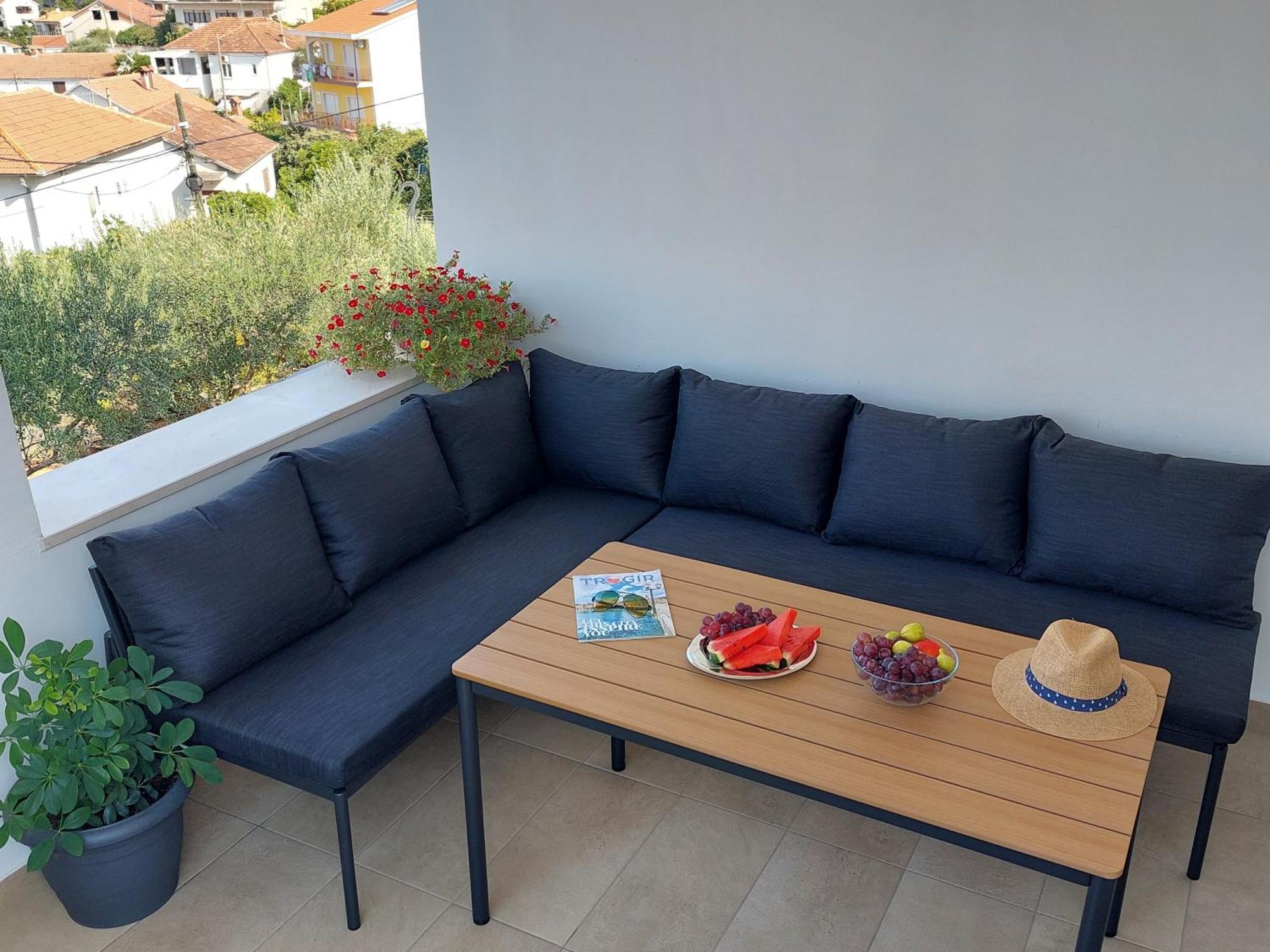 Apartments Gracia & Toni トロギール エクステリア 写真